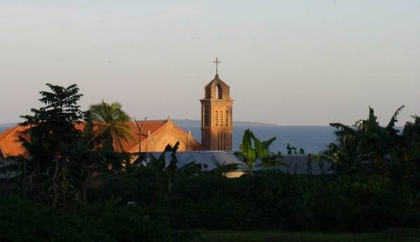 ملف:Bugonga Church of Uganda.jpg