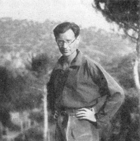 ملف:Leo Ferrero.jpg