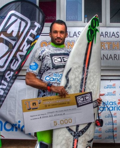 ملف:Jonathan Gonzalez (2011).jpg