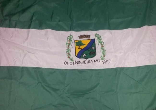 ملف:Bandeira ninheira.jpg