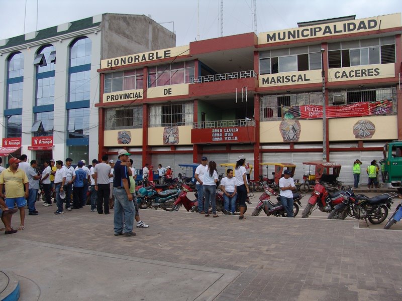 ملف:Municipalidad de Juanjui.jpg