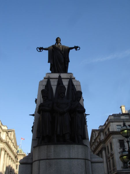 ملف:CrimeaWarMemorialLondon.jpg