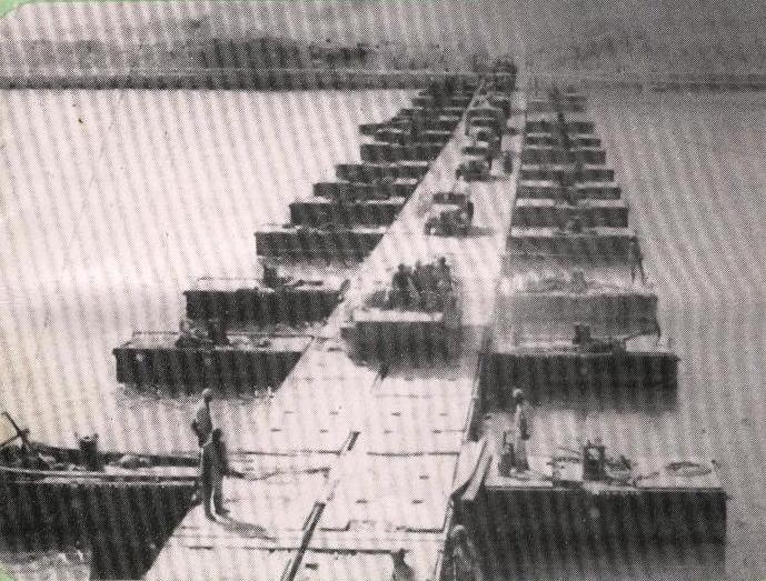 ملف:First Crossing.jpg