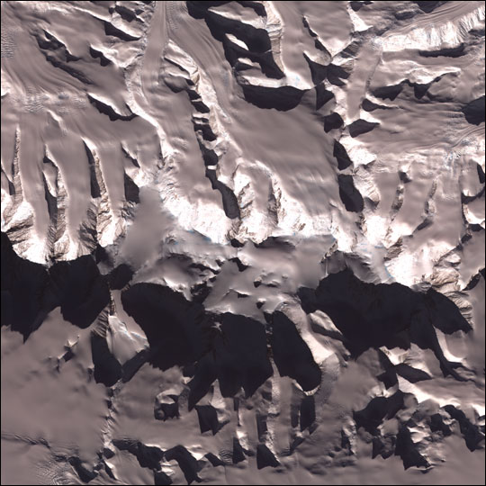 ملف:Vinson Massif from space.jpg