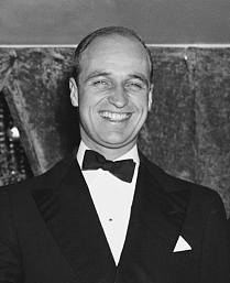 ملف:James Roosevelt-Harris & Ewing.jpg