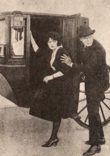 ملف:She Couldn't Help It (1920) - 2.jpg