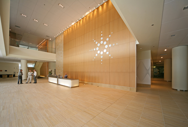 ملف:Agilent-HQ-Lobby.jpg
