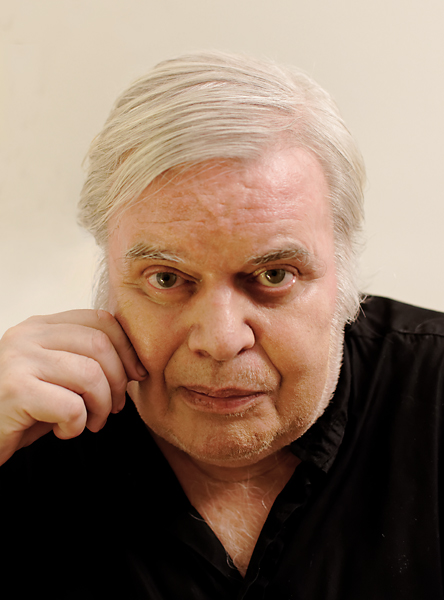 ملف:HR Giger 2012.jpg