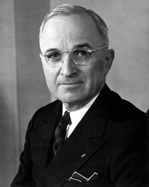 ملف:Harry-truman.jpg