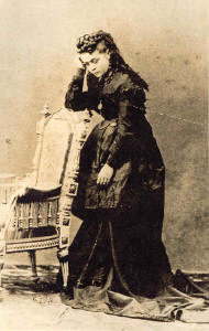 ملف:Dolores sopeña pensativa.jpg