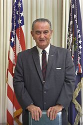 ملف:LBJ2.jpg