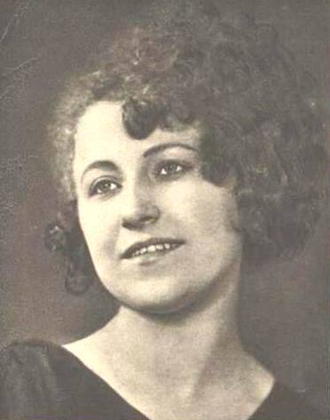 ملف:Olga Scheinpflugová 1919 1 (cropped).jpg