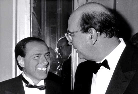 ملف:Craxi Berlusconi.gif