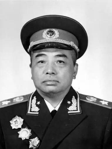 ملف:General Peng Dehuai.jpg