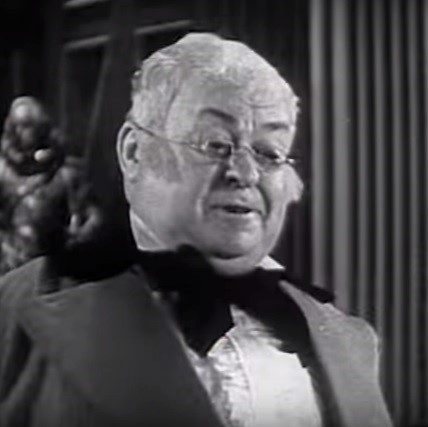 ملف:Harry Holman in Oliver Twist (1933).jpg