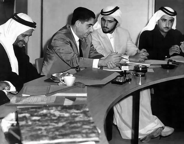 ملف:Adi with the three rulers of Dubai.jpg