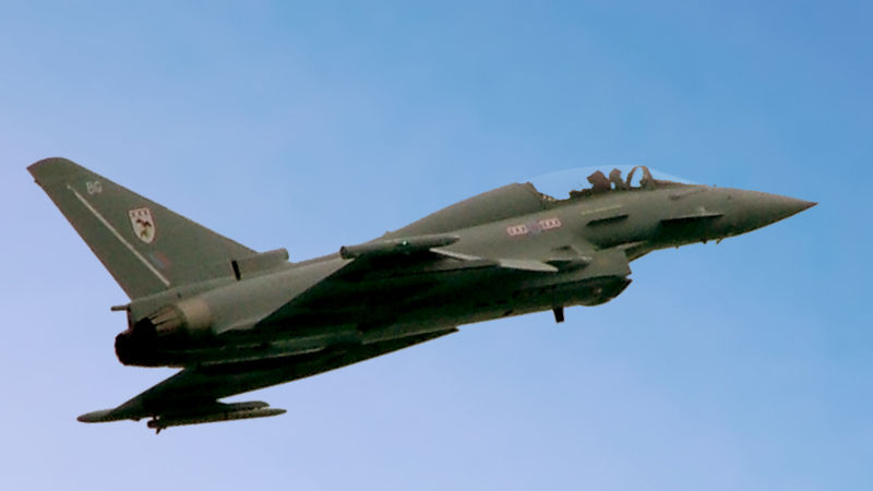 ملف:Eurofighter Typhoon 2.jpg