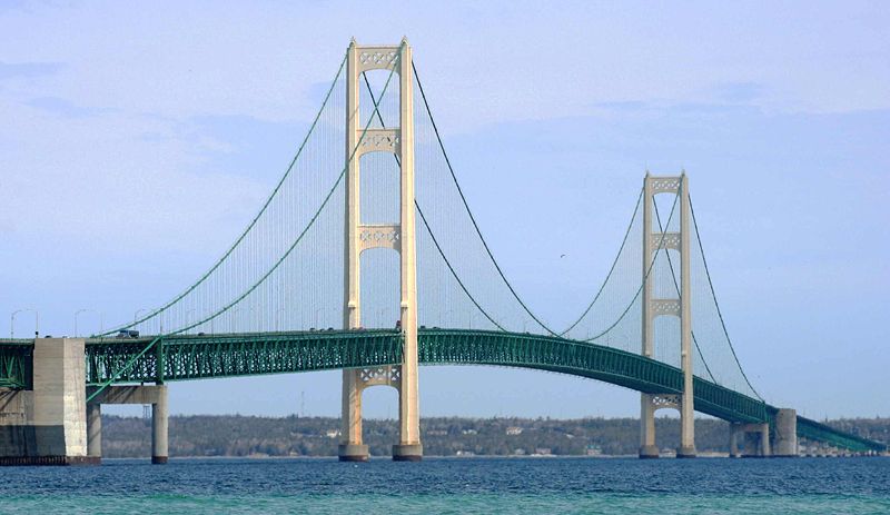 ملف:Mackinac Bridge.jpg