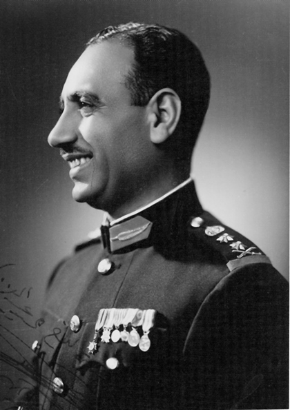 ملف:President Abd al-Salam Arif.jpg