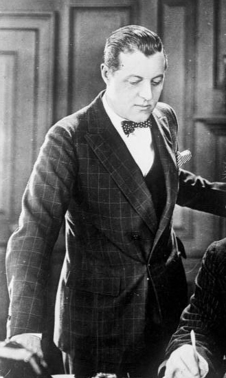 ملف:Adrian Conan Doyle.jpg