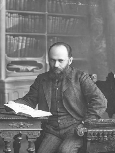 ملف:Maxim Vinaver.jpeg