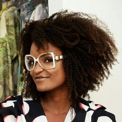 ملف:Nay de Deus 02.jpg