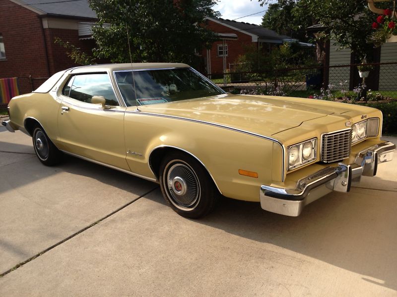 ملف:1974 Mercury Montego MX Brougham.jpg
