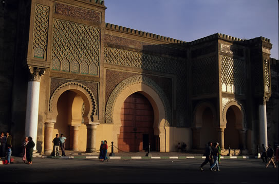 ملف:Bab Mansour.jpg