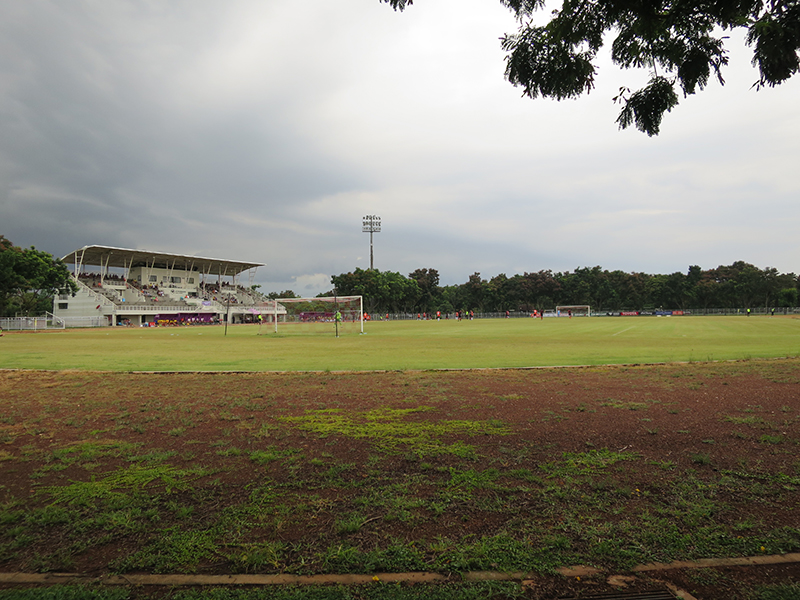 ملف:Bangkok University Stadium.jpg