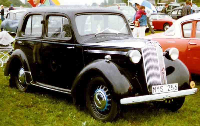 ملف:Vauxhall Ten Saloon 1938.jpg