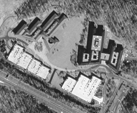 ملف:Becton Dickinson HQ by USGS.jpg