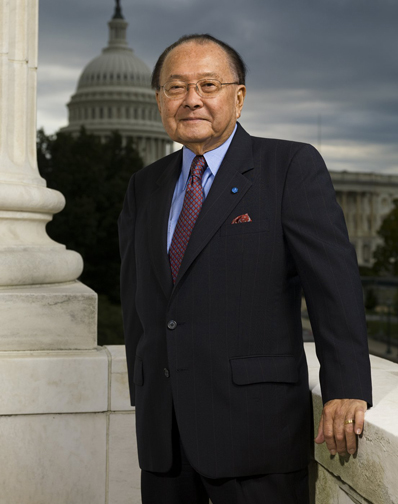 ملف:Daniel Inouye Official Photo 2009.jpg