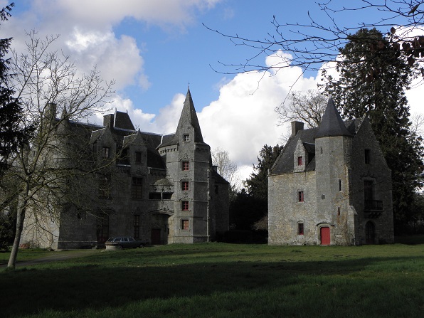 ملف:Lanrigan (35) Château 1.jpg