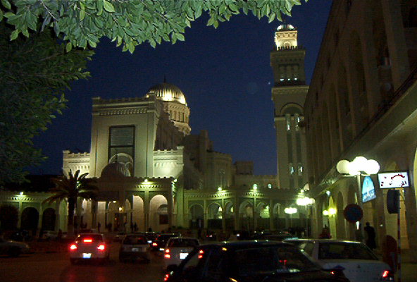 ملف:Libye Place d'Alger Tripoli.jpg