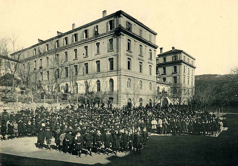 ملف:Lycée de Constantine 1906.jpg