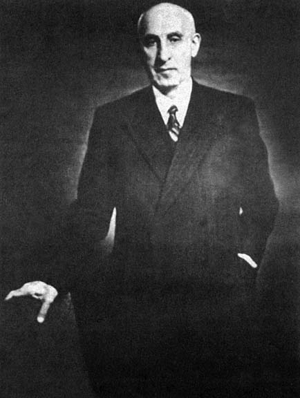 ملف:59mossadeghprime minister1951.jpg
