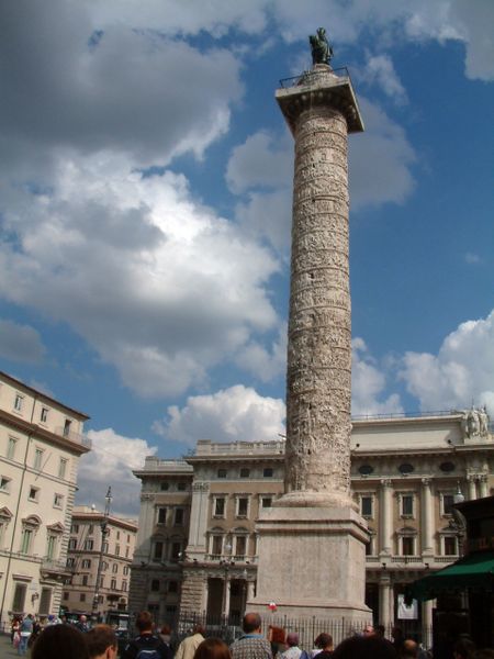 ملف:Kolumna Aureliusza.jpg