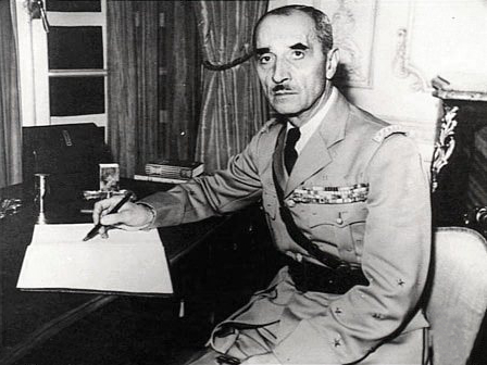 ملف:Georges Catroux 1940.jpg
