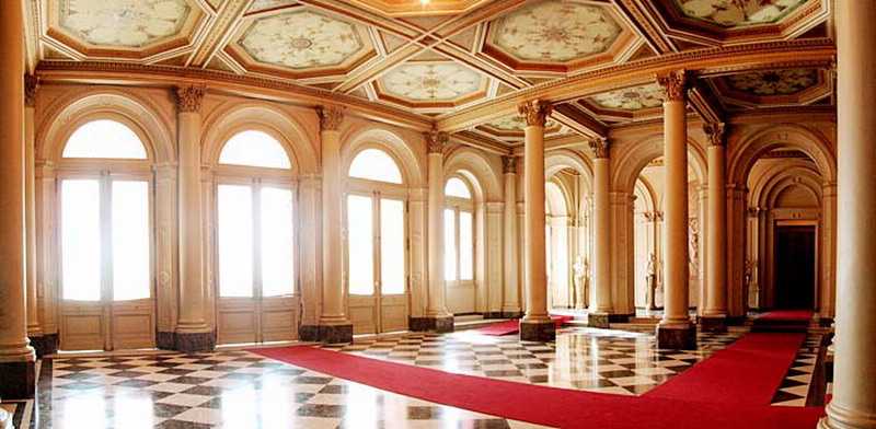 ملف:Hall de Honor.jpg