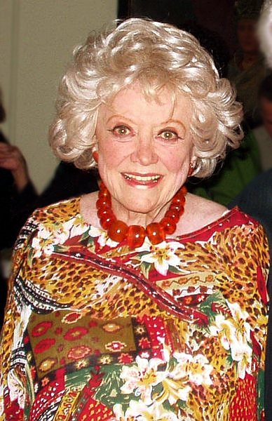 ملف:Phyllis diller 2-25-2007.jpg
