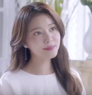 ملف:(끌라삐엘) 정시아 (1).jpg