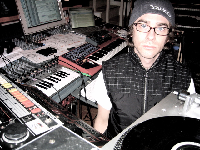 ملف:Mahaffeyinstudio.jpg