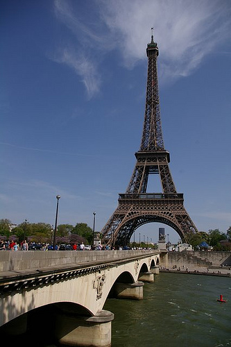 ملف:Eiffel-tower-2008.jpg