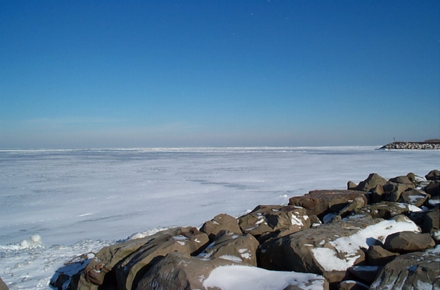 ملف:LakeErie-2.jpg