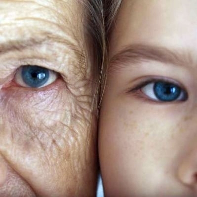 ملف:Old and young face.jpg