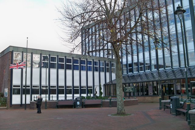 ملف:Town hall - Gosport - geograph.org.uk - 2170750.jpg