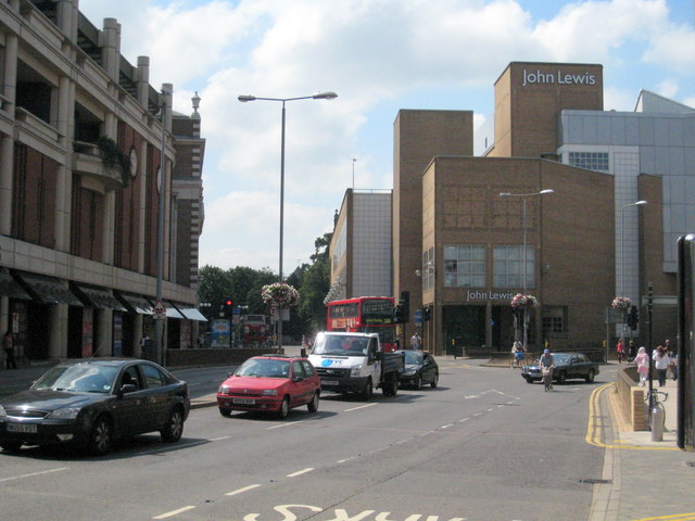 ملف:John Lewis Kingston-Upon-Thames - geograph.org.uk - 1408751.jpg