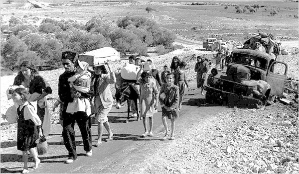 ملف:Palestinian refugees.jpg