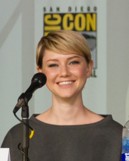ملف:Valorie Curry at the 2013 Comic-Con.jpg