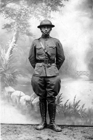 ملف:Harry S. Truman WW I.jpg